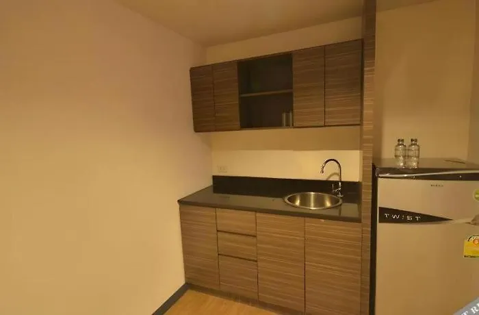 H2 Hotel 3*