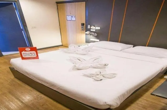 Hotel H2 3*