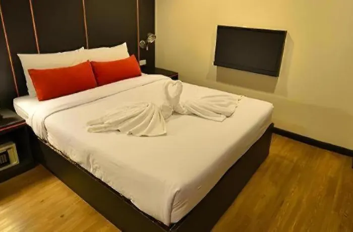 H2 Hotel 3*