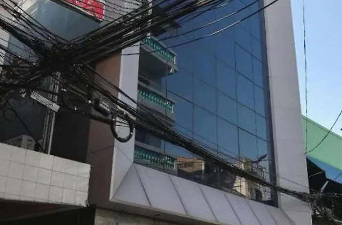 Hotel H2 3*