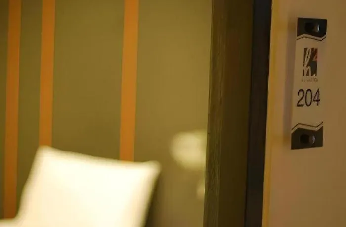 Hotel H2